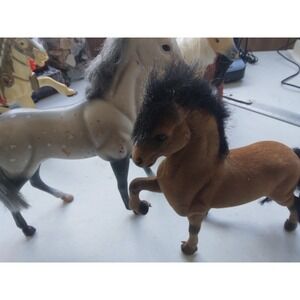 bundle 2 vintage toy model horses plastic flocked 8in and 6in